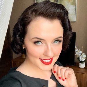 Meet your Posher, Allie